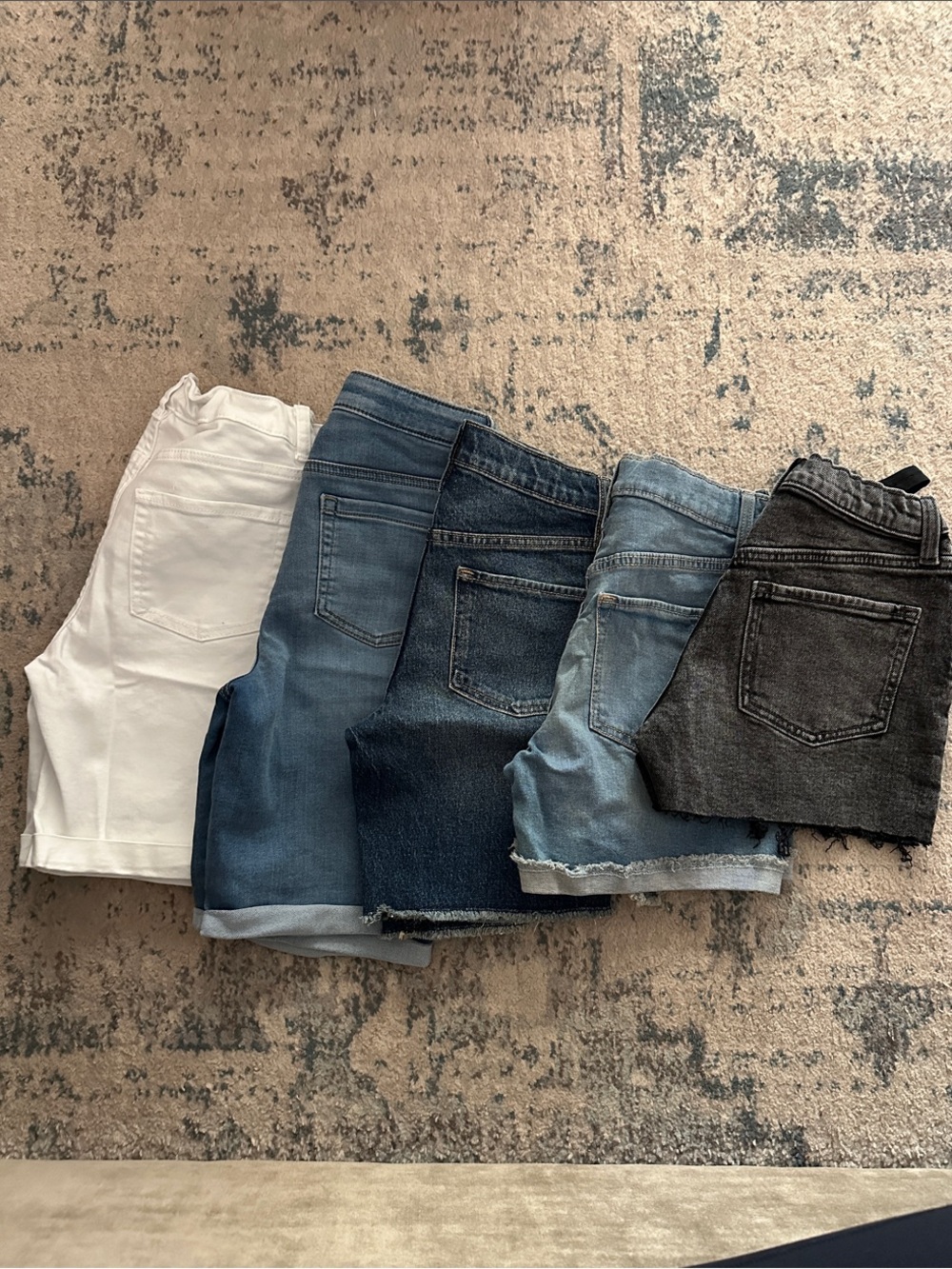 Girls shorts lot size 14